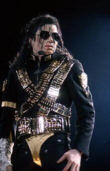 Michael_Jackson_Dangerous_World_Tour_1993_jpg