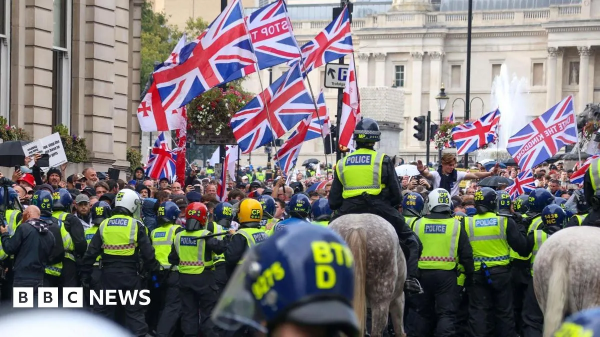 We will never surrender our flag, Sir Keir Starmer says