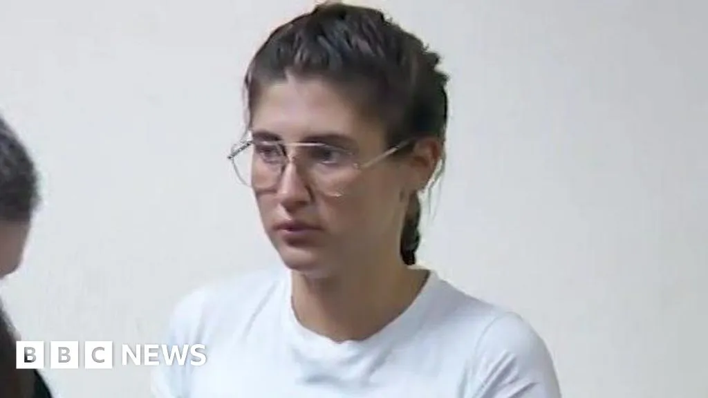 British teen accused of drug smuggling told 'substantial' sum would free her