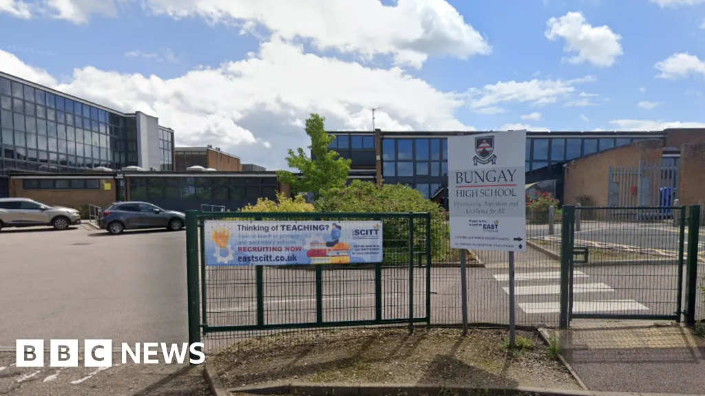 Year 12 cancelled at start of school's new term