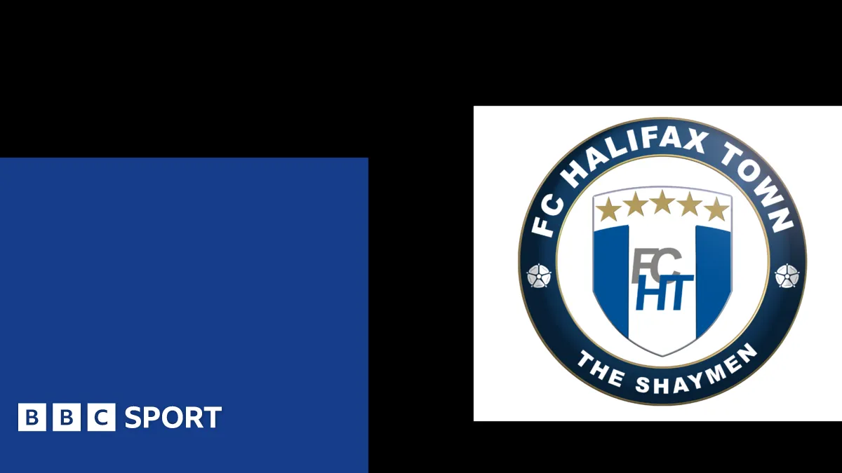 Shaymen sign forward Devonport