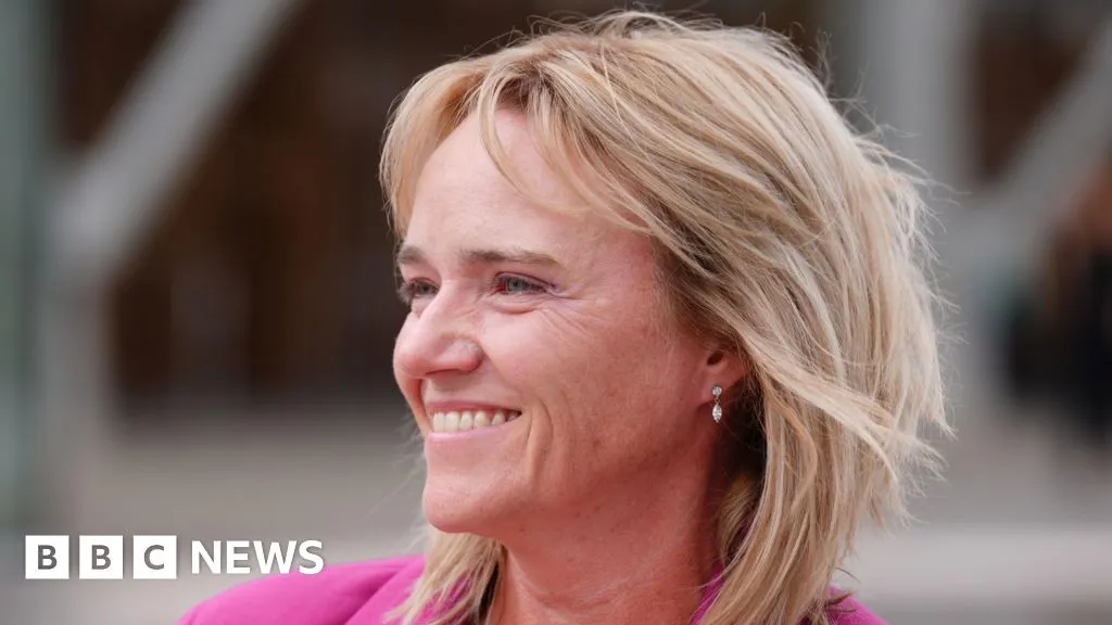 Trans row tribunal nurse raises new NHS legal action