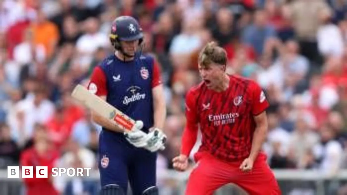 T20 Blast: Kent slip to 81-5 at halfway against Lancs; Somerset v Bears to follow