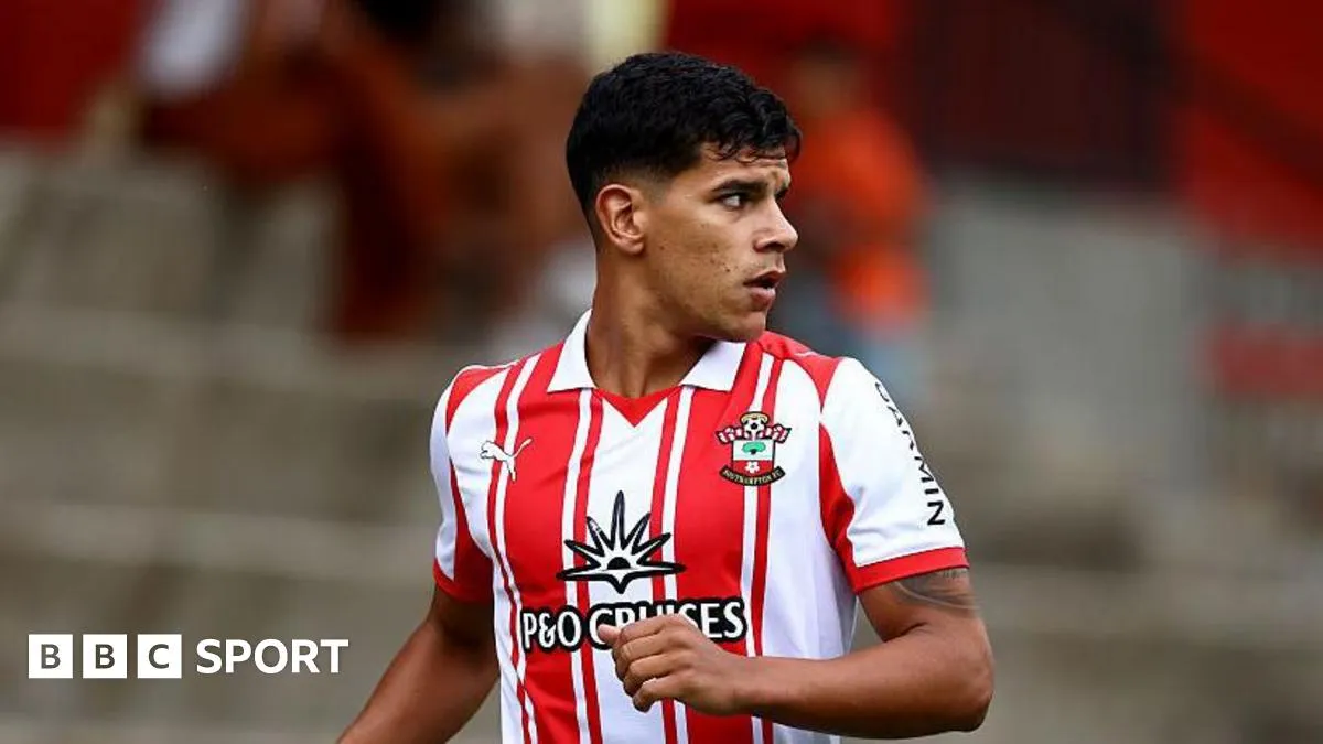 West Ham agree fee of more than £40m for Fernandes