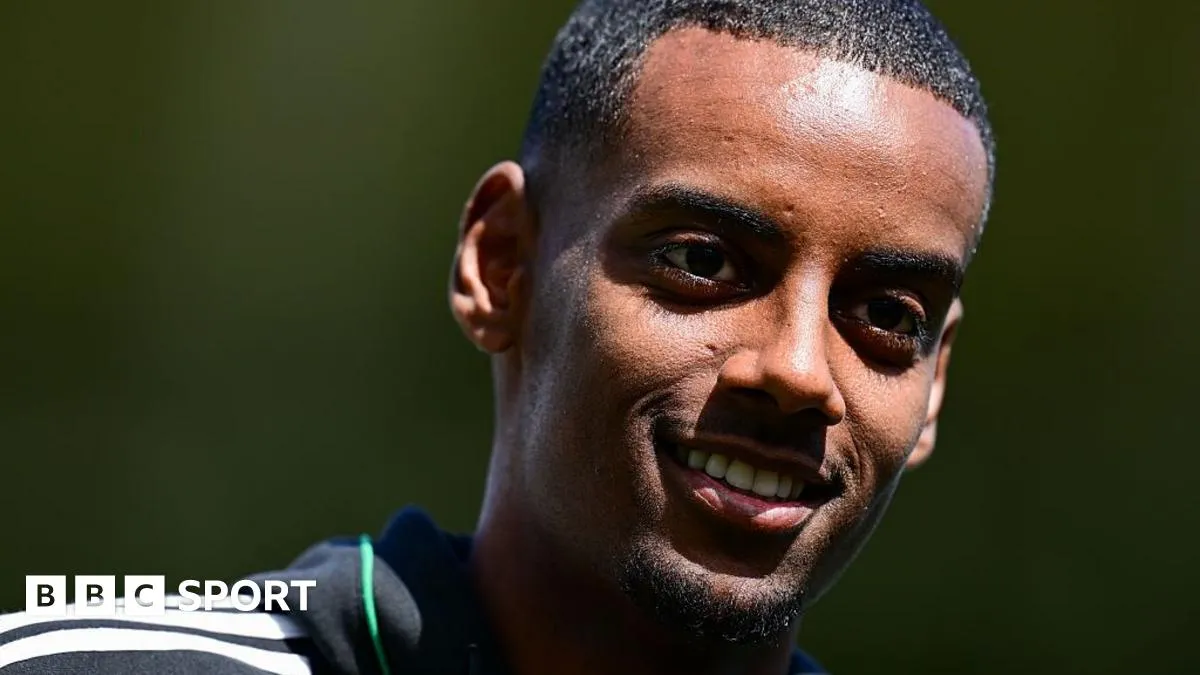 Liverpool agree £125m Isak deal with Newcastle