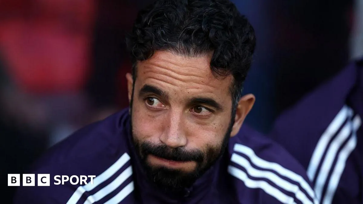 'Sometimes I hate my players, sometimes I want to quit' - Amorim