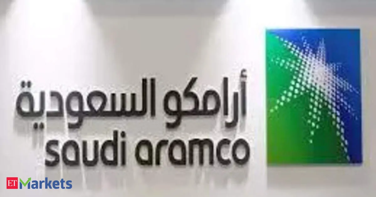 Saudi oil giant Aramco to sell two-part Islamic bond