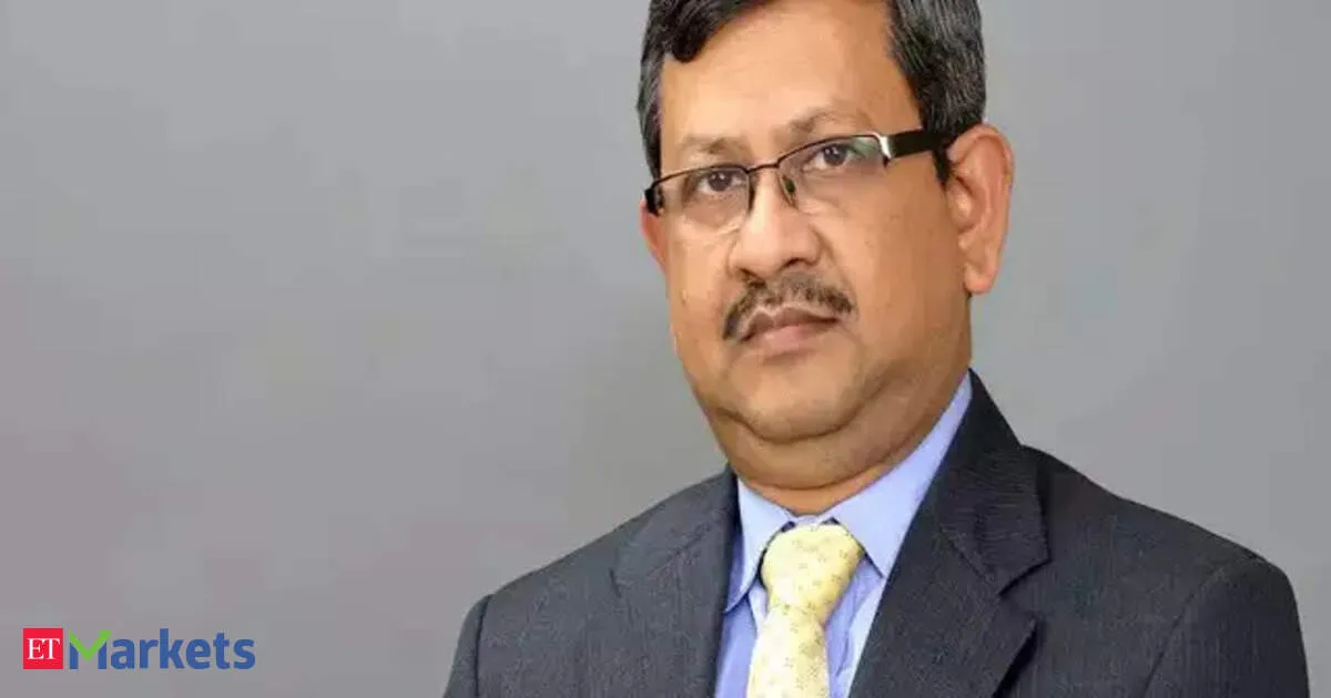 Consumption will drive growth, not investments: Indranil Pan