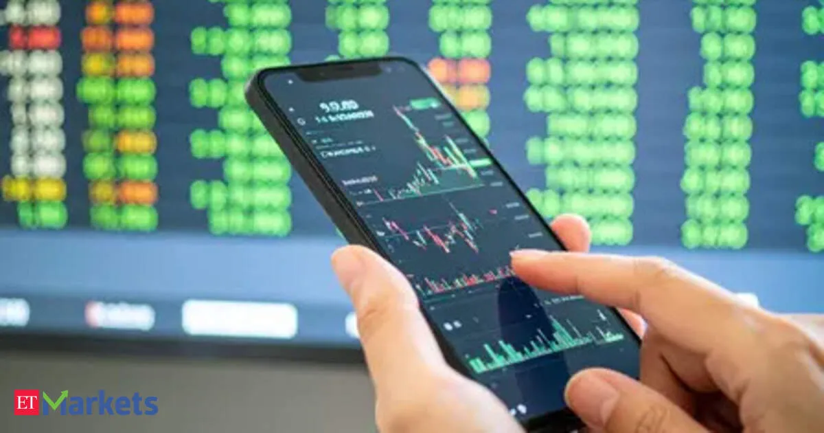 Weekly wrap: 8 BSE 500 stocks deliver double-digit returns. Infosys joins top Sensex gainers