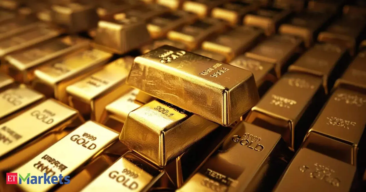 Gold falls Rs 200 to Rs 1,07,670/10 g, silver declines Rs 1,000 in Delhi markets