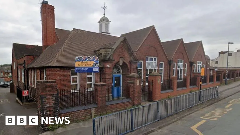 Stolen pipes close school on first day of term