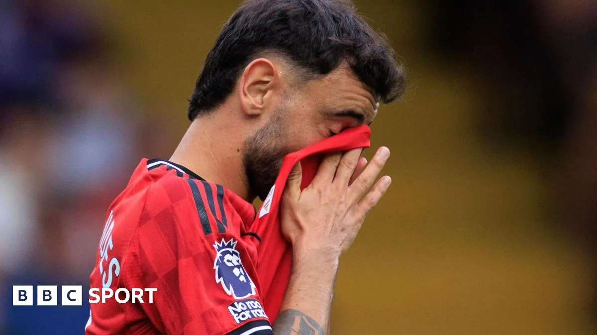 Stick or twist on Fernandes? The FPL talking point