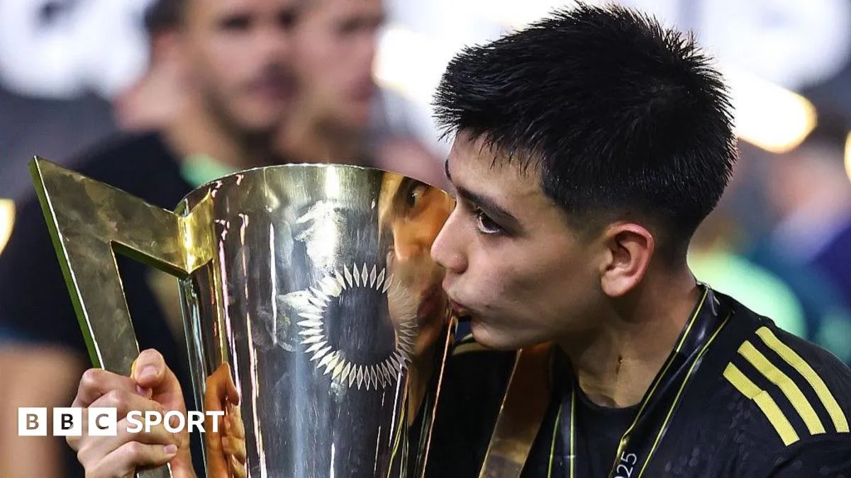 'He has that special aura' - the story of Mexico's 16-year-old star