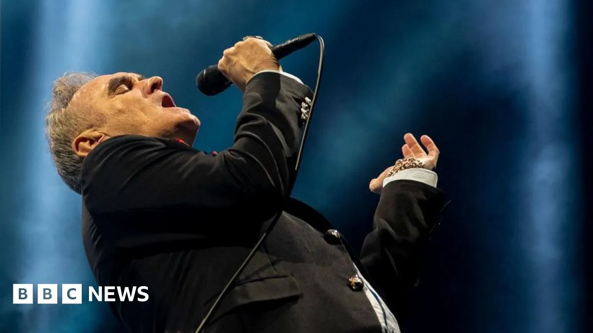 Morrissey cancels US shows after death threat in Canada
