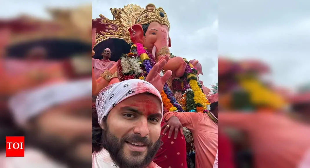 Janhvi Kapoor's beau Shikhar Pahariya shares post after Lalbaugcha Raja Visarjan; Misses Lord Ganpati