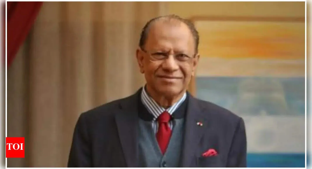 Mauritius PM Navinchandra Ramgoolam offers prayers at Shri Ram Janmabhoomi Temple
