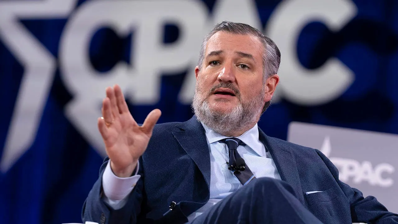 Cruz warns conservatives 'will regret' FCC censorship push against ABC, other media outlets